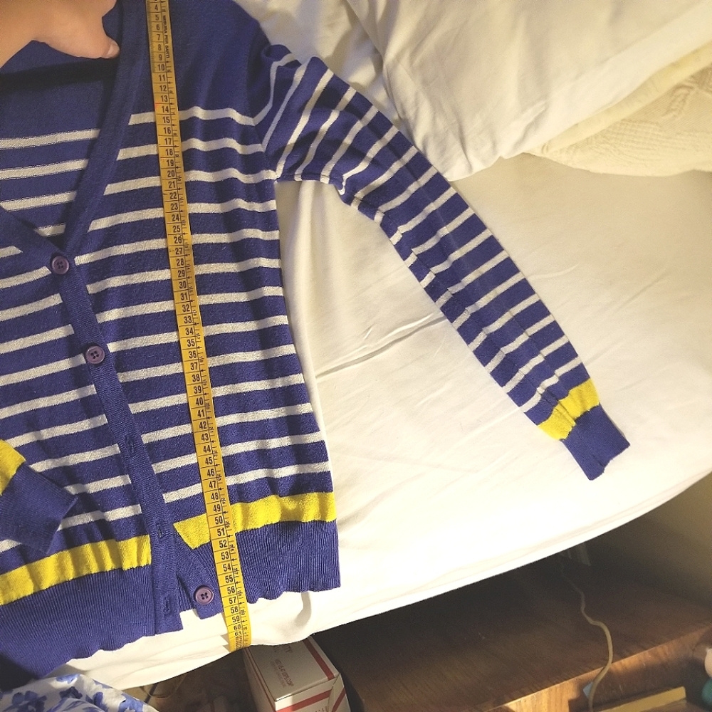 Striped buttun up cardigan - Picture 9 of 9